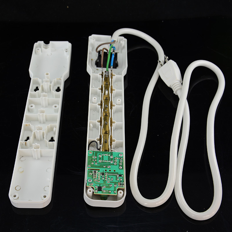Smart 3 USB toma de corriente  - Smart Plug Surge Protector reseña y precio